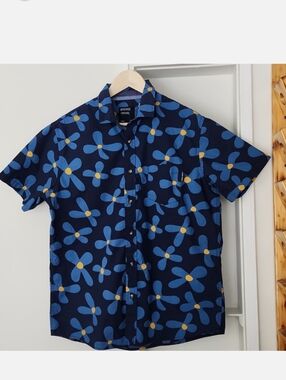 Reverse Threads Navy Blossom Shirt Floral Cotton Short Sleeve Button Down L